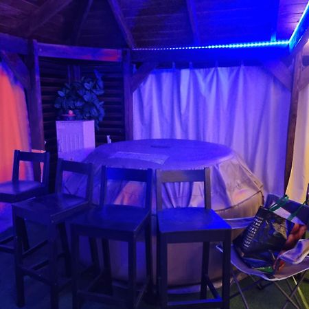 Agroturystyka Dom Z Bali Caloroczny Turbia Eksteriør billede